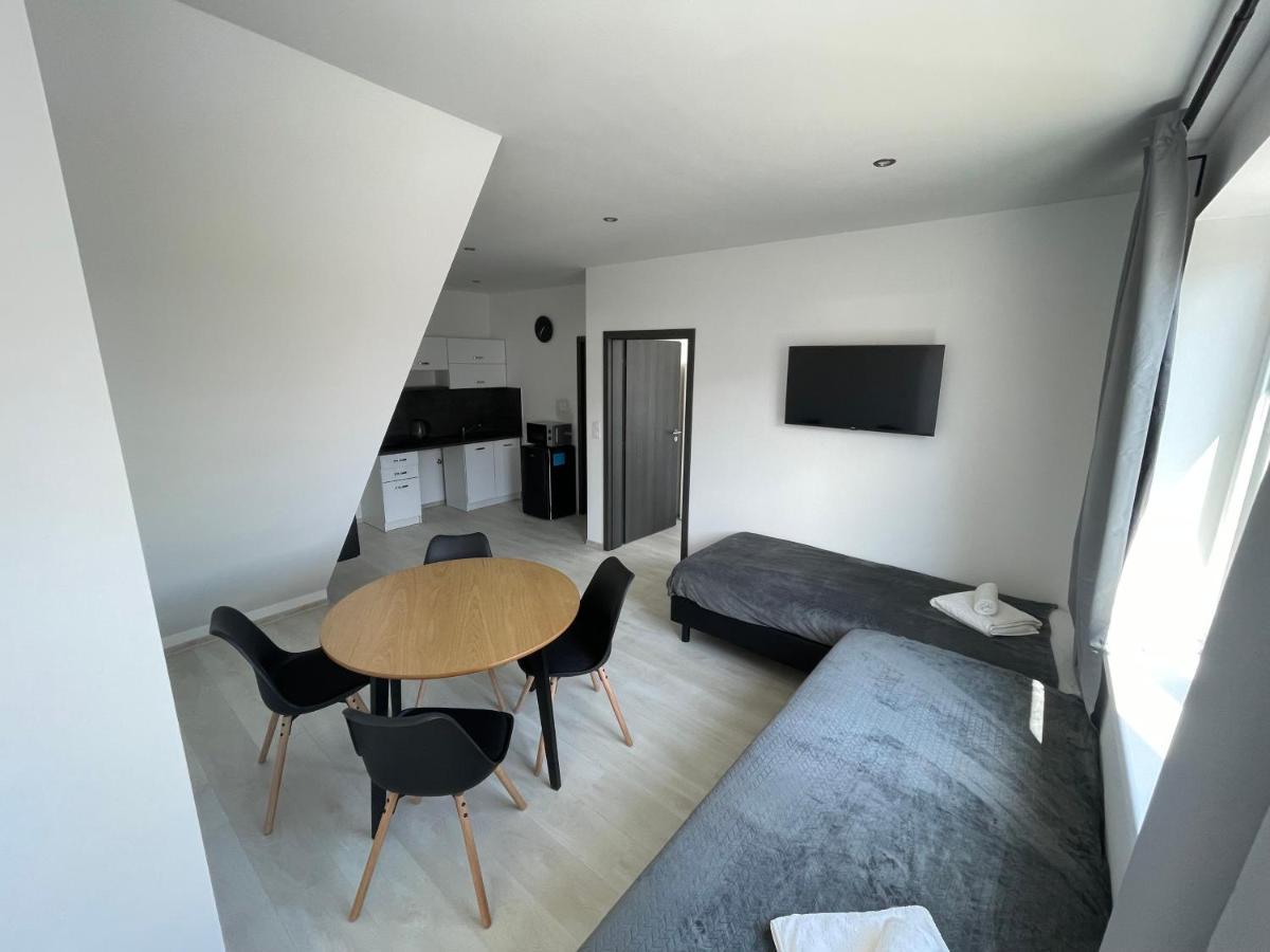 Mg Apartments Sturovo Exterior photo