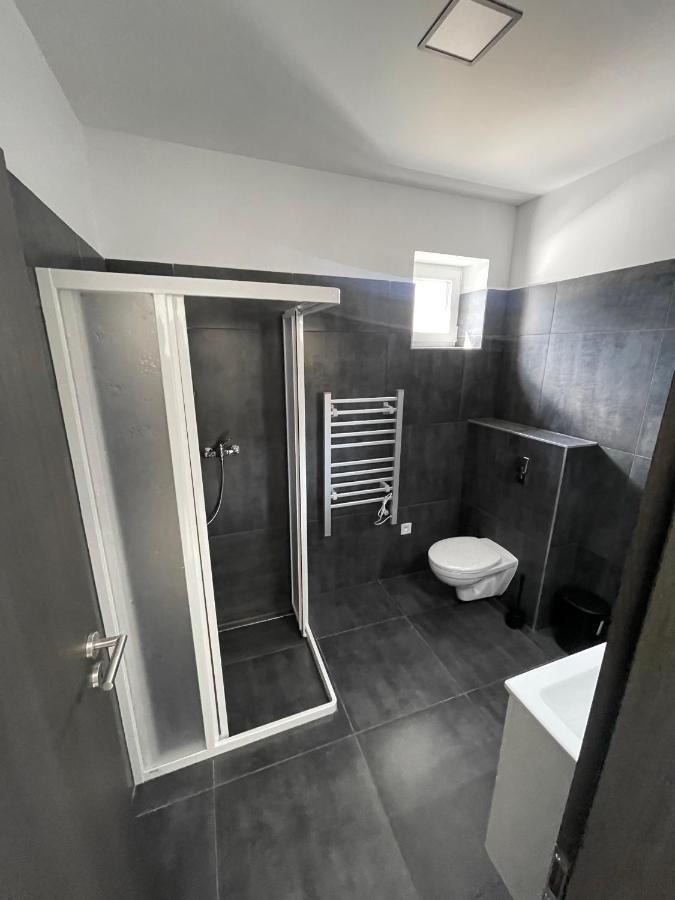 Mg Apartments Sturovo Exterior photo