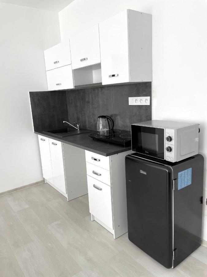 Mg Apartments Sturovo Exterior photo